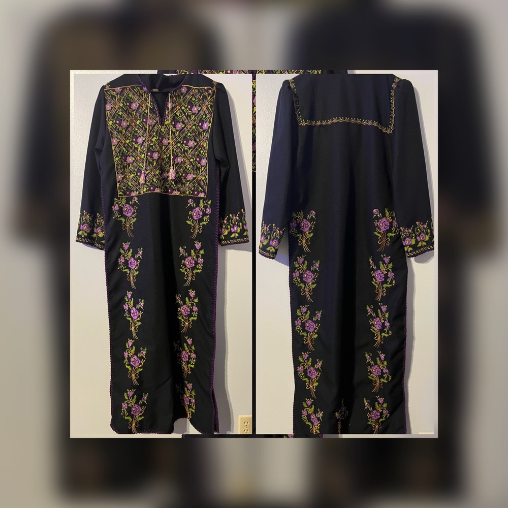 Vintage Palestinian thobe